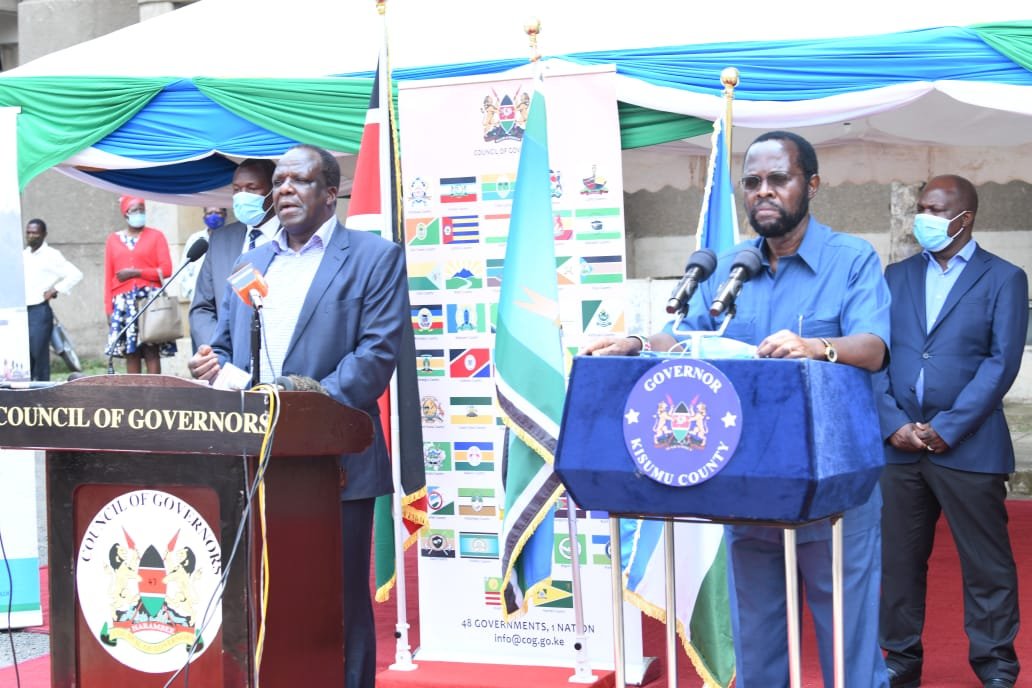 KenyaGovernors's tweet photo. 40 Counties have trained and sensitized an additional 1,272 healthcare workers, 1,505 Community Healthcare workers. #KomeshaCorona #CountiesInAction https://t.co/sD6ihRdsqO