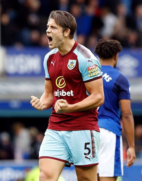 Honourable mentions:Thiago SilvaJames Tarkowski