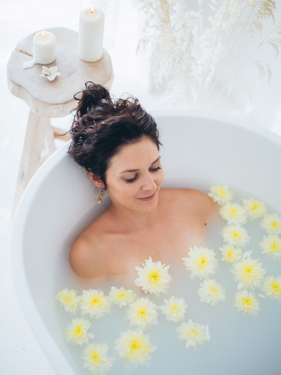 PharmaSpa_Intl's tweet photo. You come home from a long day of work and you're greeted by the sound of bath water running. You look inside to find it filled with soothing Epsom Salts. 

https://t.co/Irk7u2hMiH

#pharmaspa #staycation2020 #homespa #bath #bathtime #floralinspiration #tubtime #skinhealth https://t.co/a856EE5aF1