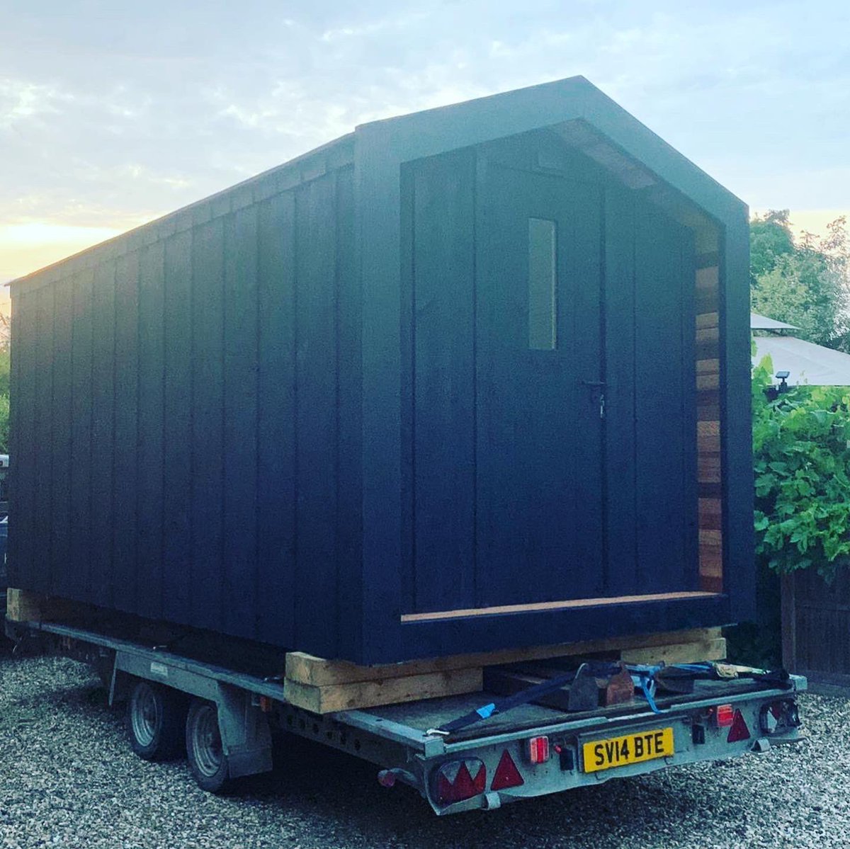 PolarityES's tweet photo. Red hot day yesterday what better reason to install a sauna 🥵 

Fantastic little project for lovely couple who regularly use our services. #whitstable 
#sauna #saunainstallation #hotbritishweather
#externaldesign #interiordesign #electricalcontractor #electrican #familybusiness https://t.co/85CZrfkqKC