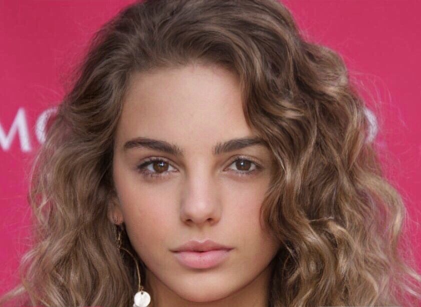 swiftiechickie's tweet photo. Okay I morphed my face with Taylor’s. If you haven’t done this yet I suggest you do cause it’s fun lol I did it on FaceApp #faveapp #taylorswift #likemeplease #folklore #cardigan https://t.co/qrEbLbAbzo