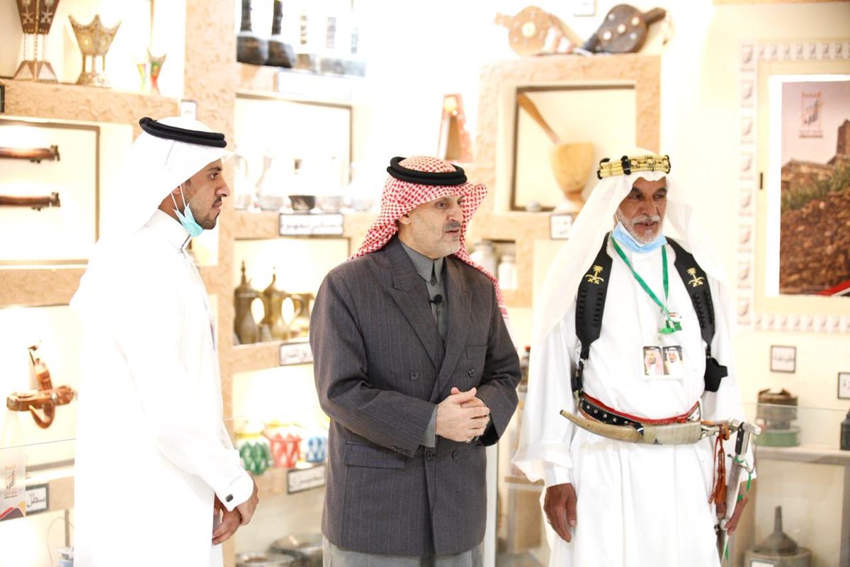 wesam_albadyah's tweet photo. تابع للتغطة.

كما تسعد #فعاليات_وسام_البادية_بحديقة_الفراشة 2 بالتعاون مع كافة الوجهات السياحية والتي تهدف الى إثراء السياحة الداخلية و توفير متنفس رائع للزائر .
#الباحة_اهلا_بالعالم 
#الباحة_قبلة_السياحة 
#الباحه_واجهتنا_السياحيه 
#تنفس_روح_السعودية 
#فعاليات_وسام_البادية2 https://t.co/ekGJUiNYtI