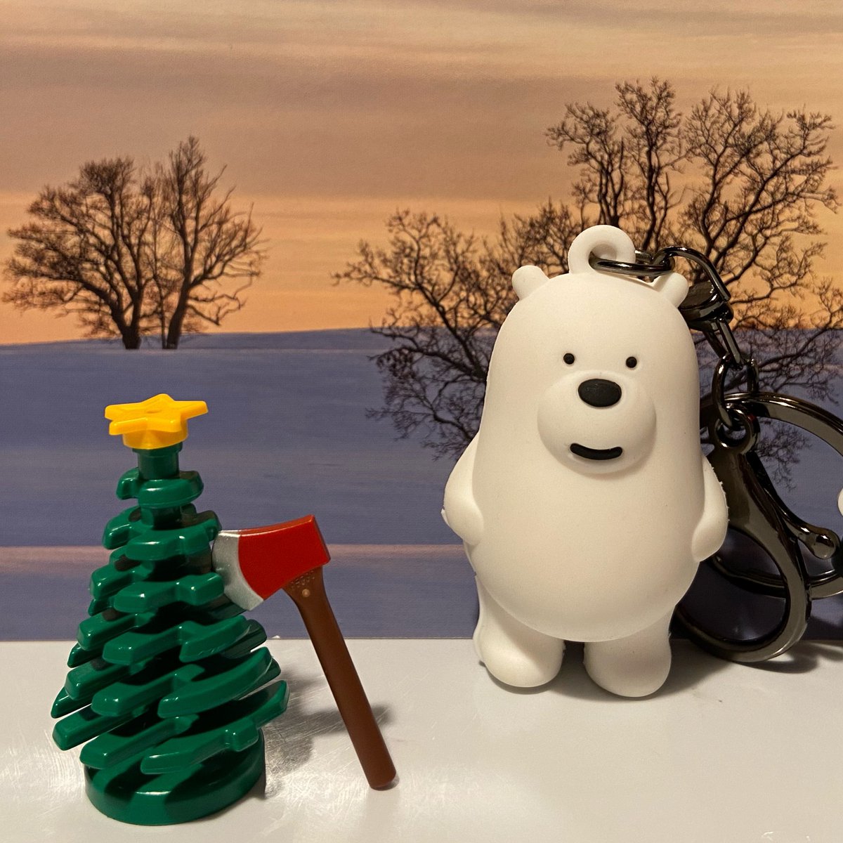 webarebearsfans's tweet photo. ❄️ Ice Bear thinks this is the perfect tree for Chloe 🌲🪓

#IceBear is on Instagram https://t.co/Wm9J1ed9sj

#WeBareBears #ThePerfectTree #ChloePark #BearSquad https://t.co/oDuPiq4mzK