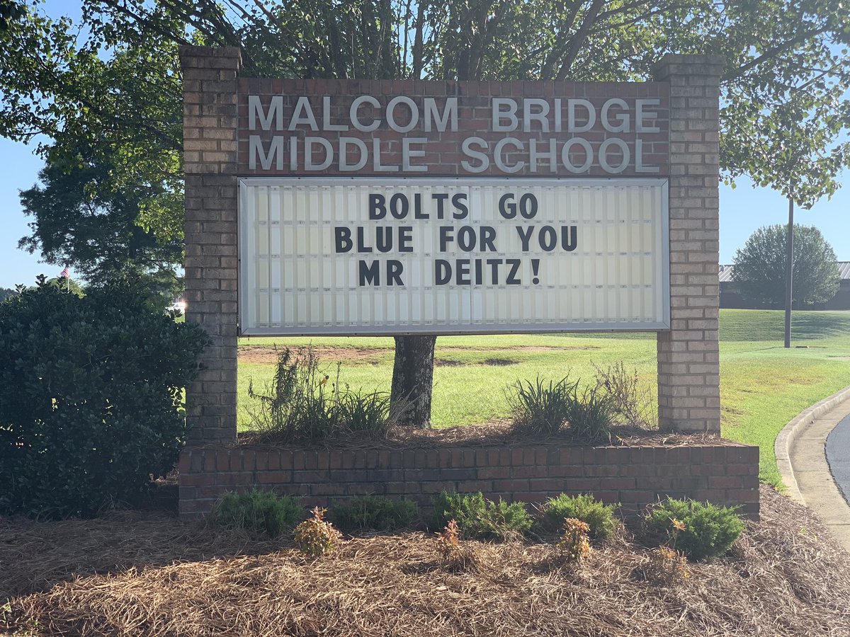 MalcomBridgeMS's tweet photo. Blue Out for Deitz!  The Lightning proudly wear blue for this amazing educator, administrator, and Oconee community member! https://t.co/LkviqRgmzr