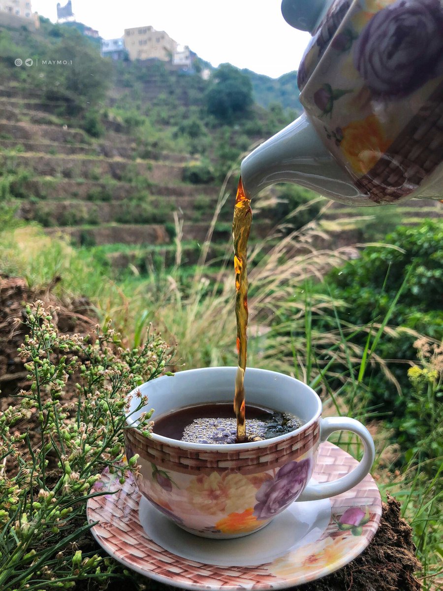 maym_1's tweet photo. - cup of tea https://t.co/kN6YUOAcZM