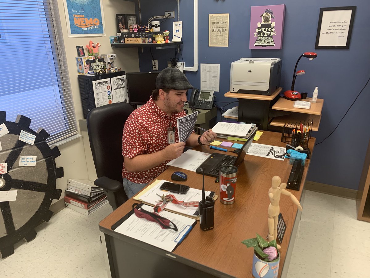 RobBixler_OCPS's tweet photo. Thanks ⁦@EastRiverHS⁩ for sharing the great work you all are doing. Yes, the kids in Ag class are meeting Bubba today via LaunchEd@Home. ⁦⁦@hsdocps⁩ ⁦@CDLocps⁩ #ImpactCDL https://t.co/wt5Qovy9gn