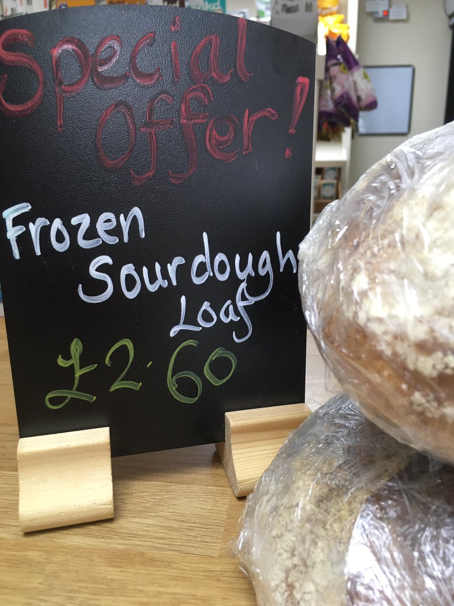 ChiddinglyShop's tweet image. We have frozen flint owl sourdough bread on offer this week! Fresh flint owl bread still available Tuesdays, Thursdays and Saturdays.
.
#flintowlbakery #sourdoughbread #localbread #shoplocal #specialoffers #chiddingly #chiddinglyshop