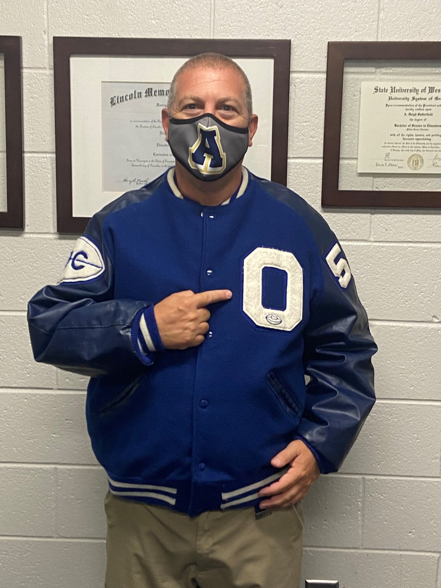 APALACHEEAD's tweet photo. Apalachee wears blue every day, but on this day, we wear OC Warrior blue in honor of the Ultimate Warrior - Mr. Deitz! #doitfordeitz #deitzchallenge #wearone @OCHSAPdeitz https://t.co/TemJcbGmxi