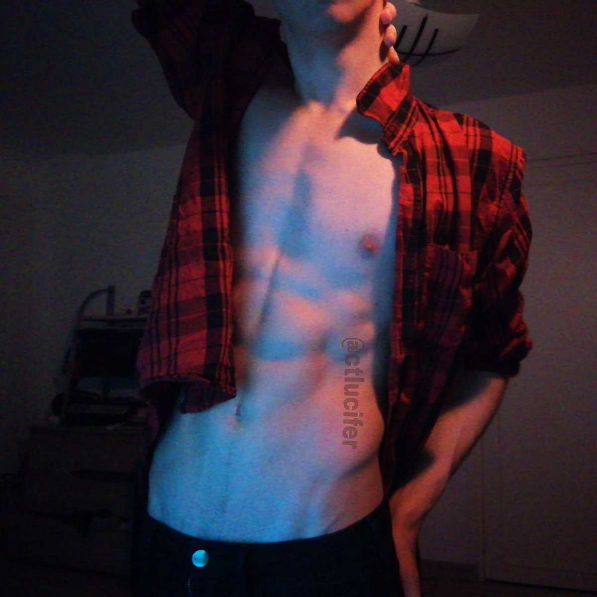 CtLucifer's tweet photo. touch my skin. https://t.co/WVpRREW7x6