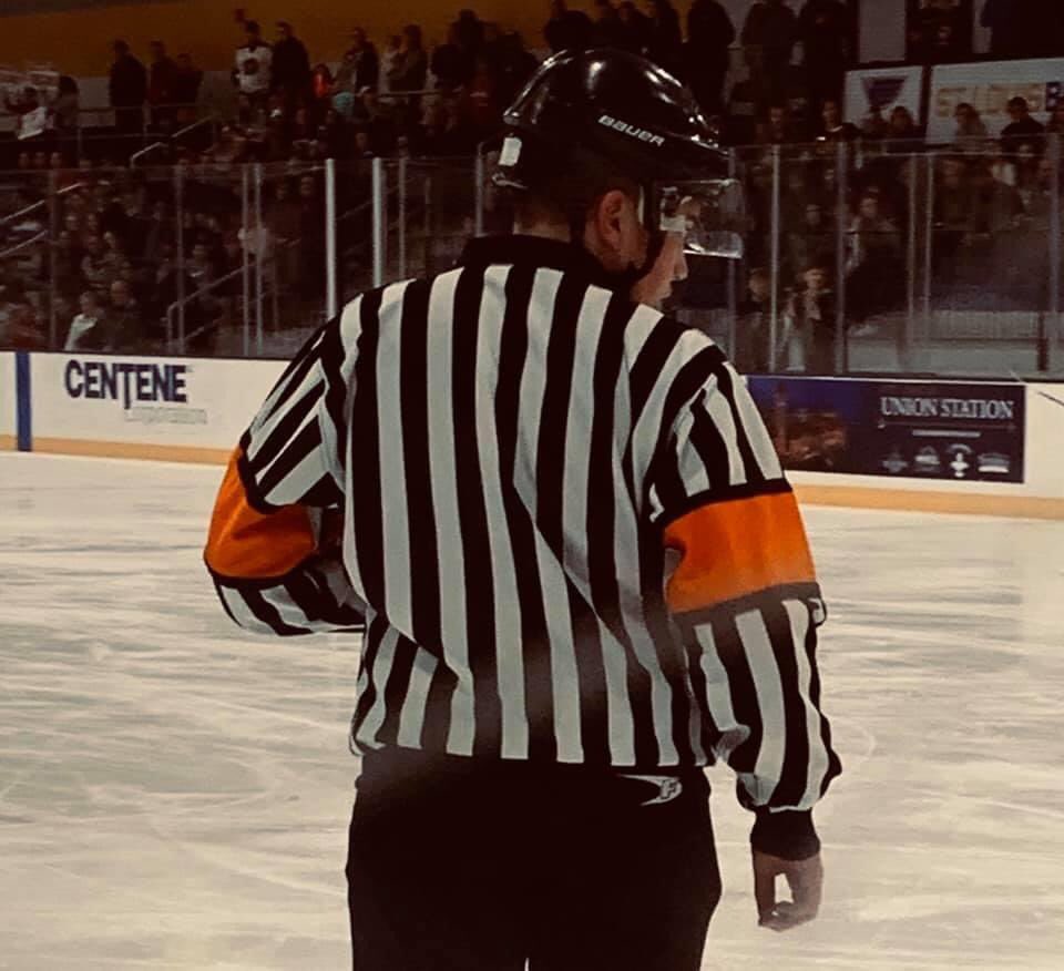Sean McGlynn is a great example of a young MIHOA ref with a passion for officiating. b/c of hard work, he received Blue Note Cup championship assignments the past 2 yrs. Learn how to join MIHOA: mihoa.com. #BeARef #NoRefsNoGames 

Photo credit: Stephanie Mcglynn