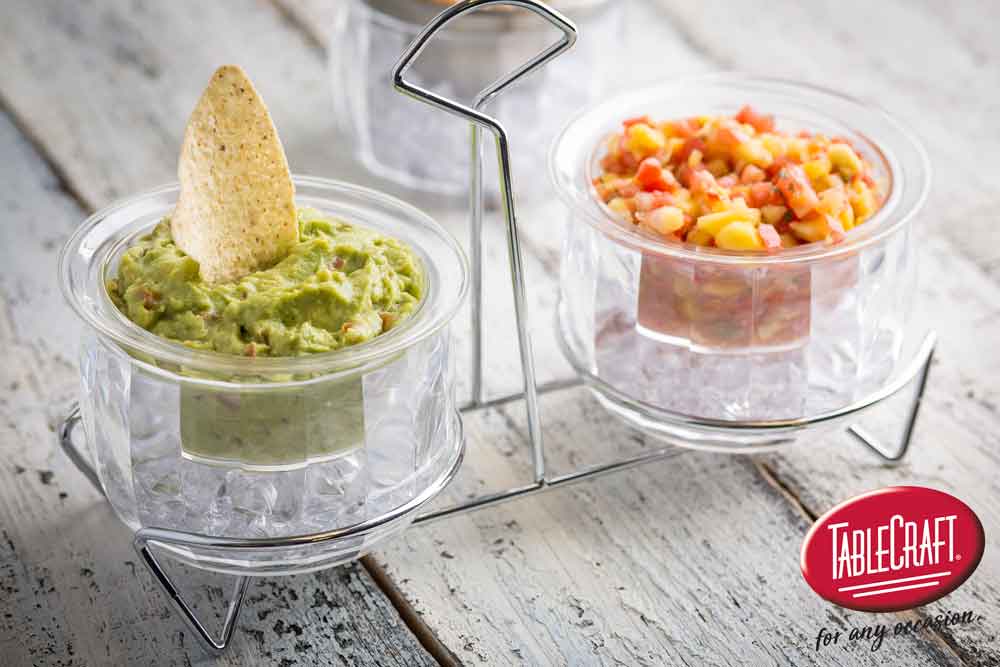 TableCraftHome's tweet image. Our Chiller Collection Dip Bowl Set(10004) is the coolest duo at any party, cookout or backyard gathering. Ice holders below the bowls keeps your award-winning 🥇 guacamole and salsa combo cool and chip-ready. 😎

#ChillerCollection #DipBowlSet #EntertainingEssentials #OutdoorDip