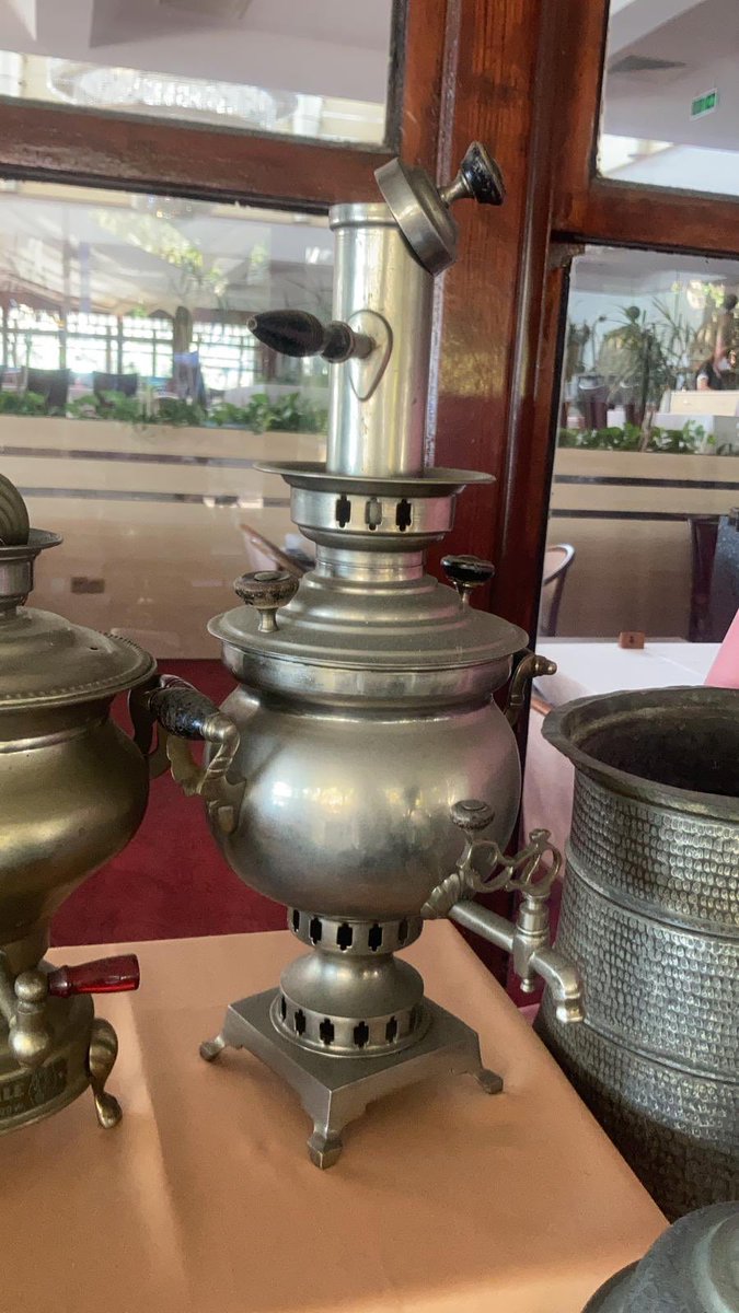 fatihpakdamar's tweet photo. Şundan bulan olursa alalım. 30 cm yükseklik gövde. Küçüğü lazım. #semaver #russemaver #cay #cayci #kahve https://t.co/m6XhUvXiWi