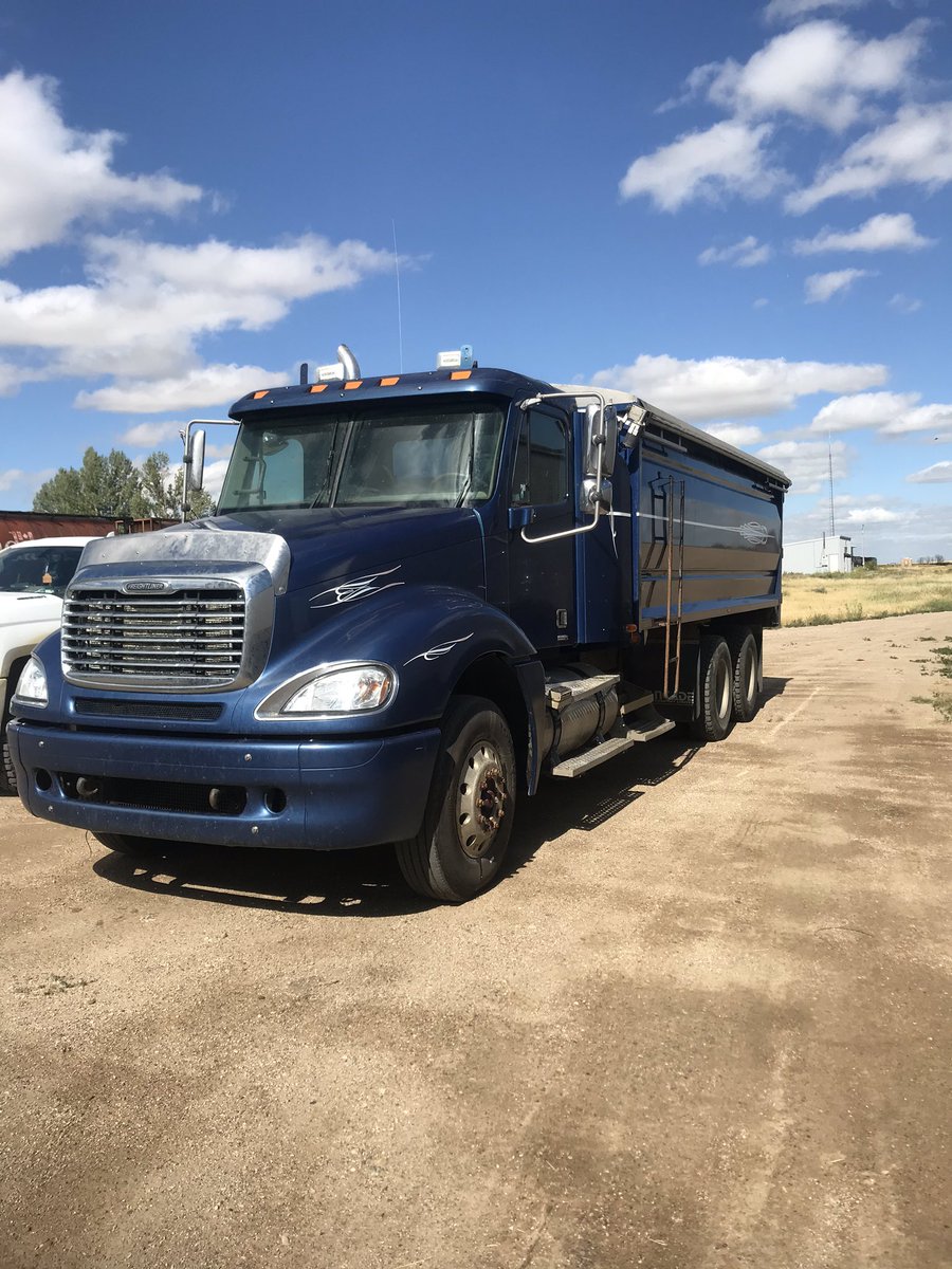 2005 FL.  515 series 60 Detroit, eaton 18 speed smart shift, 20 foot box, electric tarp/hoist/end gate, pintle hitch, new rad,  $60,000 OBO.