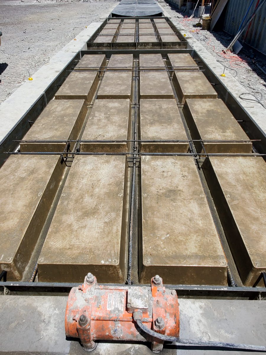 globaltechbs's tweet photo. #construction2020 #wafflecrete #molds #buildingmolds #affordable #housingsystems #globaltechnologybuildingsystems #lightweight #concretemolds #waffle #crete #precast #concrete  #moldingsteps #molding https://t.co/oZpi8Bptgd