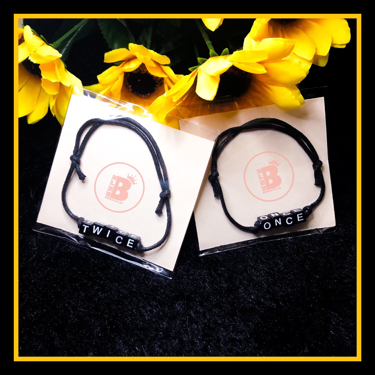 banilla_id's tweet photo. Bracelet 🤍🤍
Ada yang bisa tebak ini buat.....?

Yup freebies buat orderer Monograph #MoreandMore 😃😃
Mobographnya masih otw, bonusnya udh duluan jadi 😔😔

#FreebiesBanilla https://t.co/XnQM6bM82j