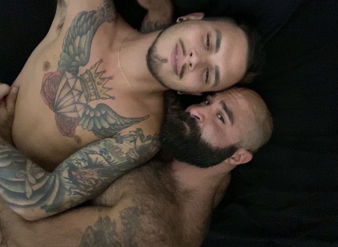 It’s been over a year since I saw this one @sethknightxxx last, he still looks the same and I look like