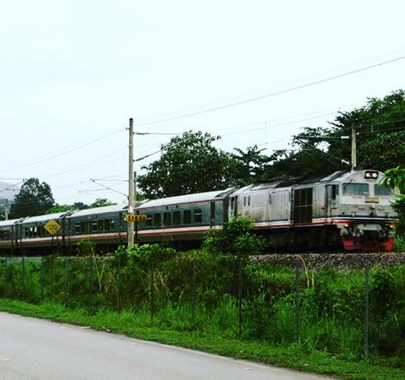 When the RIDT project was completed in 2008, the new trains associated with the new route had not yet arrived.KTMB decided to run locomotive-hauled trains, made up of a diesel locomotive, passenger coaches and a PGC (generator) car.