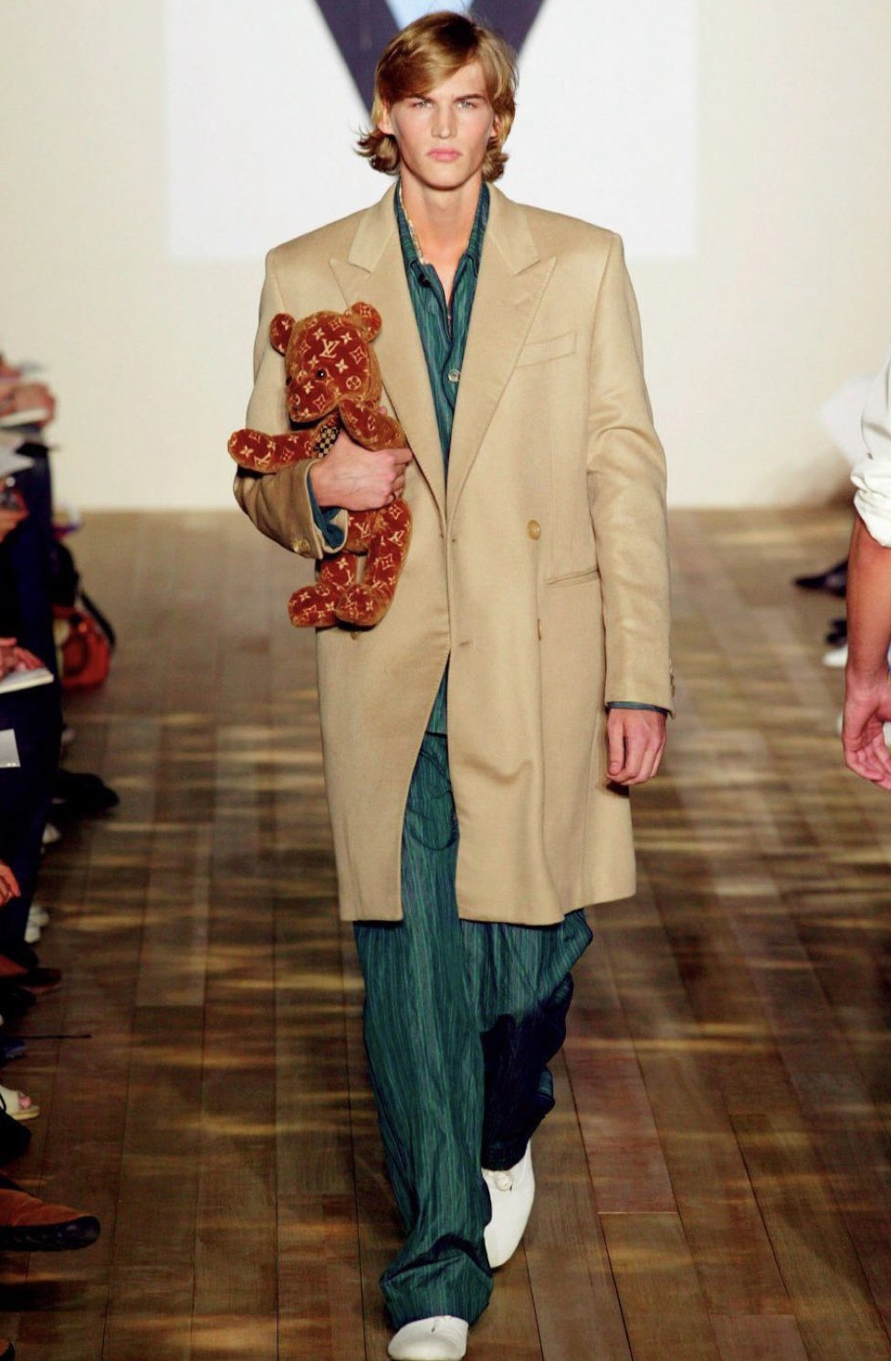Louis Vuitton Fall 2005 Menswear Fashion Show