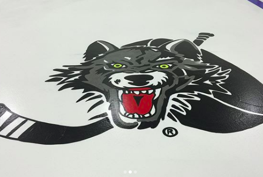 JetIceHockey's tweet photo. Some great ice painting work by @danielj_drummer Thank you for sharing your #JetIce photos with us! #jeticepaints #hockey https://t.co/CdkhrQrDTr