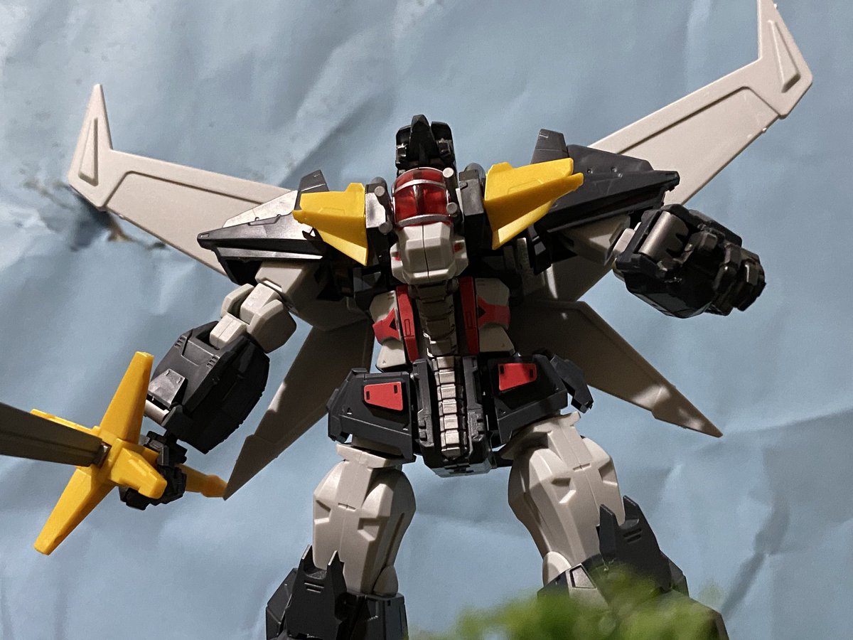 今頃グリッドマンにはまった レジェンド 夜のフィギュア撮影会 テーマ 野 獣を超え 人を超え そして今神になる それが超 獣機神ダンクーガ 野生の力を今解き放つ