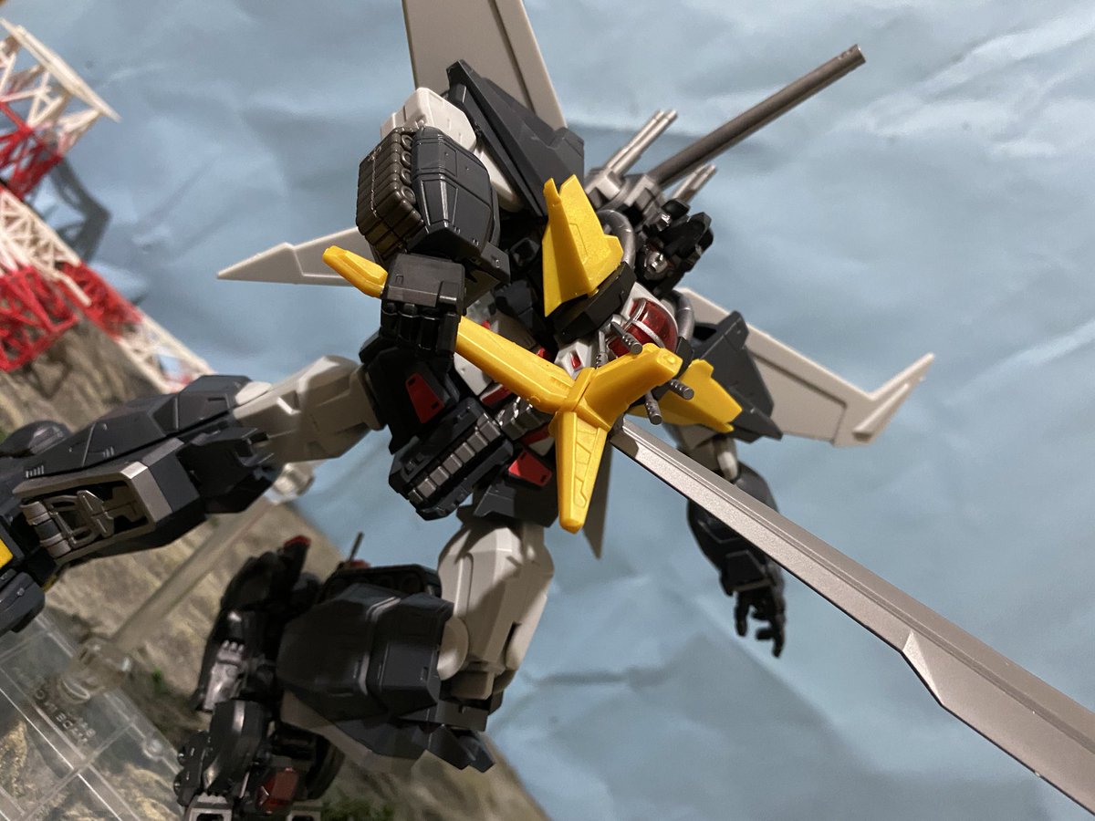 今頃グリッドマンにはまった レジェンド 夜のフィギュア撮影会 テーマ 野 獣を超え 人を超え そして今神になる それが超 獣機神ダンクーガ 野生の力を今解き放つ