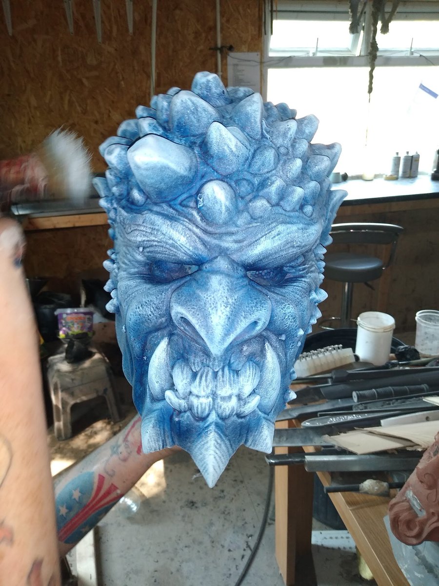 Dragonarmoury's tweet photo. Lots of work going on in the shop this week
#dragonarmoury #cosplay #larp #larping #propmaking #modelmaking #modelmaker #crafting #foamsmith #costume #design #ilithid #creative #sculpting #art #fantasy #film #tv #movie #thearte #roleplay #gaming https://t.co/PT8LnqNvzh