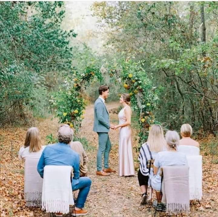 والله دا يتعمل عندنا يقولو داير يصلح غلطتوو🐸😹💔