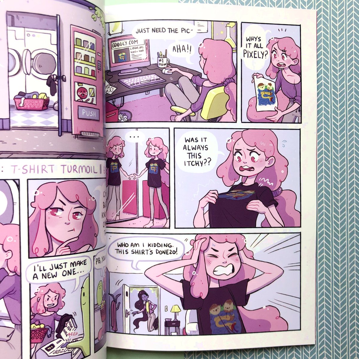 decided to drop a small shop update!! ? extremely limited quantities of Sketchy vol.2, Spacecase, and Sugar: A Bubbline Zine now available. link below! 