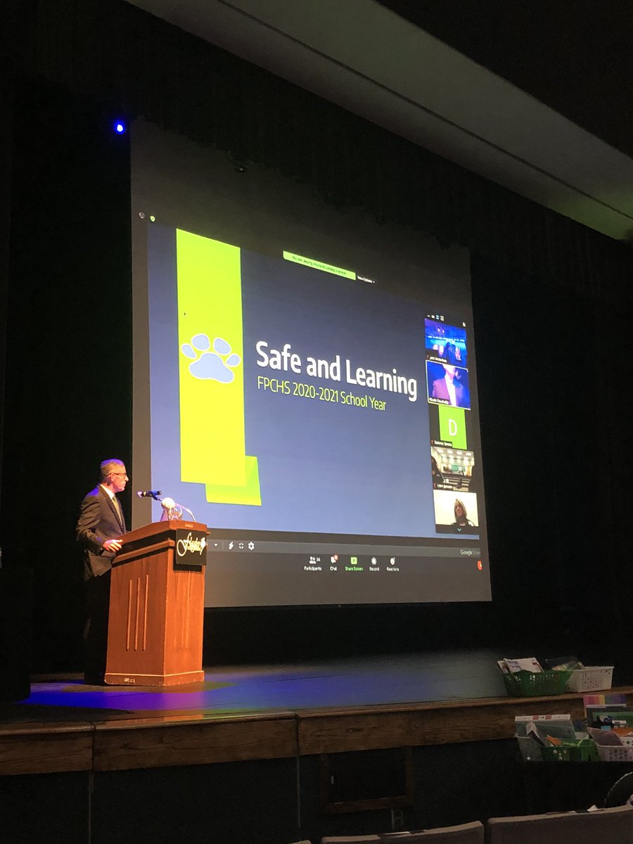 Amy_Ferrer_FPC's tweet photo. Our wonderful leader @jrussell_t gave us words of hope and inspiration this morning! (and some of us may or may not have shed a few tears) 💚🤍🐶 #family #StrongerTogetherFPC https://t.co/CplKqbmPde