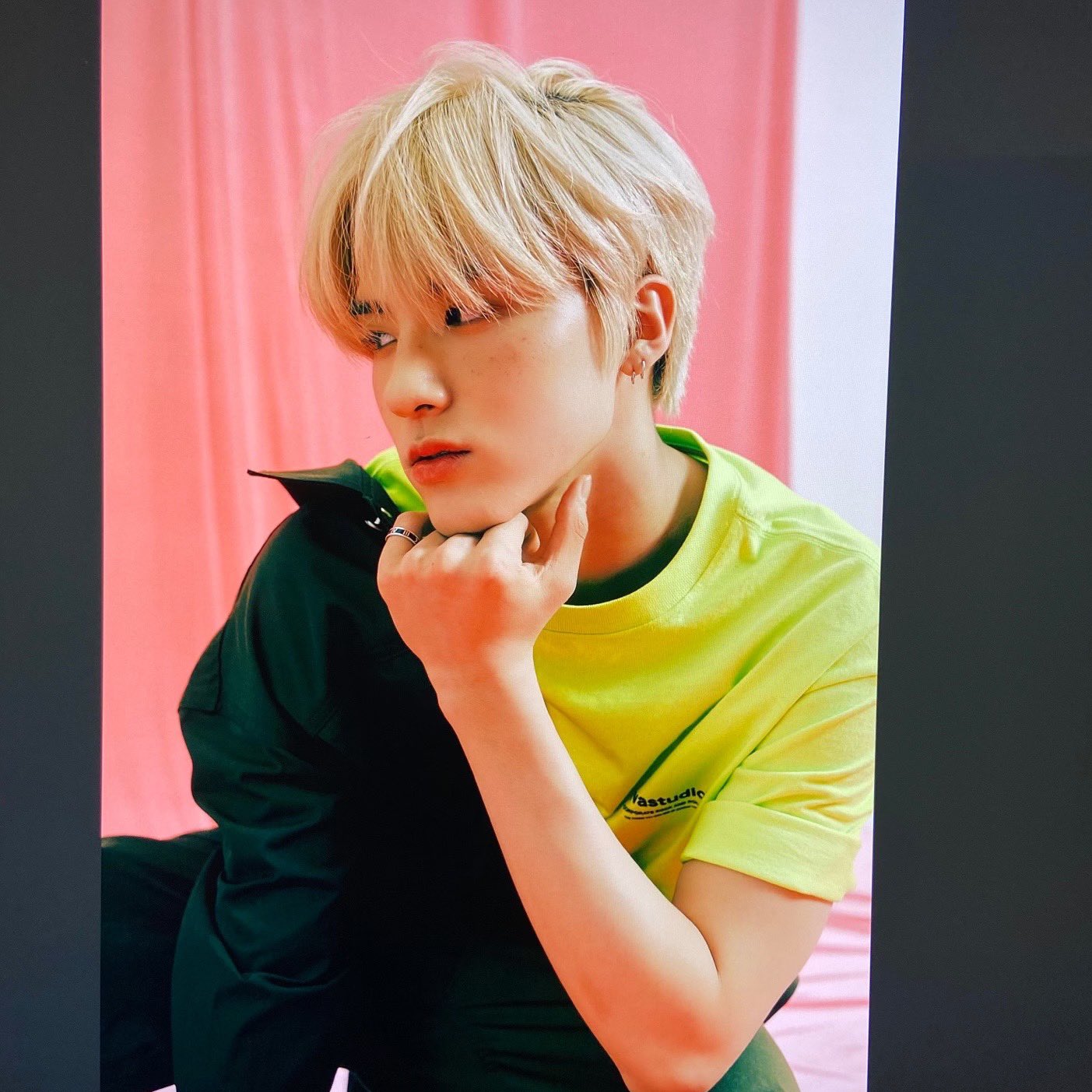 THE BOYZ エリック サインポラ the boyz エリック サイン チェキ ポラ the boyz eric エリック