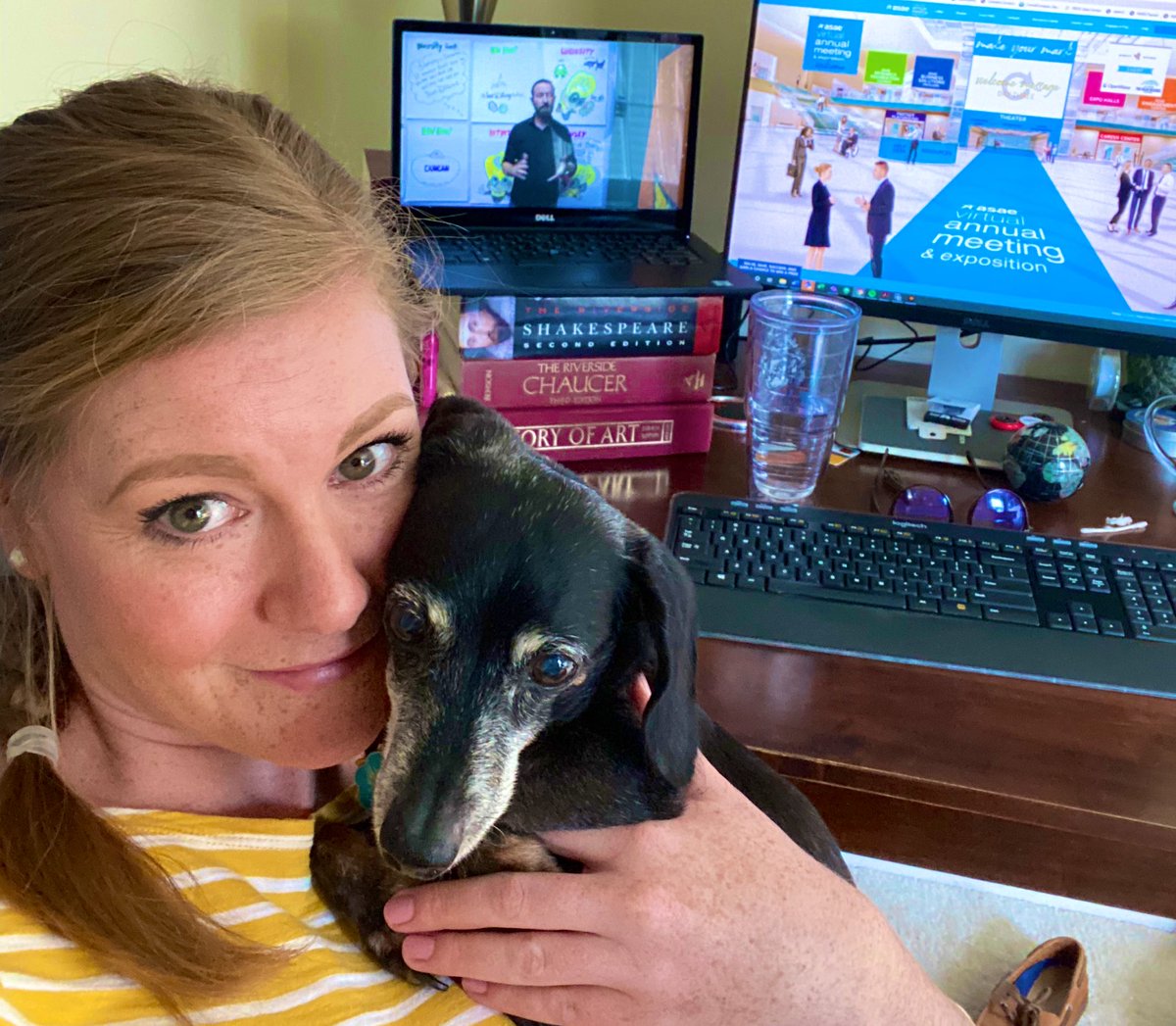 ashleyhsullivan's tweet photo. Welcomed a special guest to this morning’s final keynote! #PetsOfASAE20 #ASAE20 https://t.co/XTtwXdmvQK
