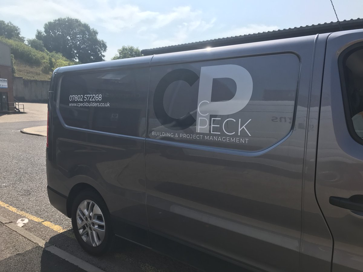 ChappleSigns's tweet photo. Its a grey day in Sunny Suffolk โ๏ธโ๏ธโ๏ธโ๏ธ#trucksandvans #greyisthecolour #signwriter #vinyl #augustsun https://t.co/tX808xpOqI