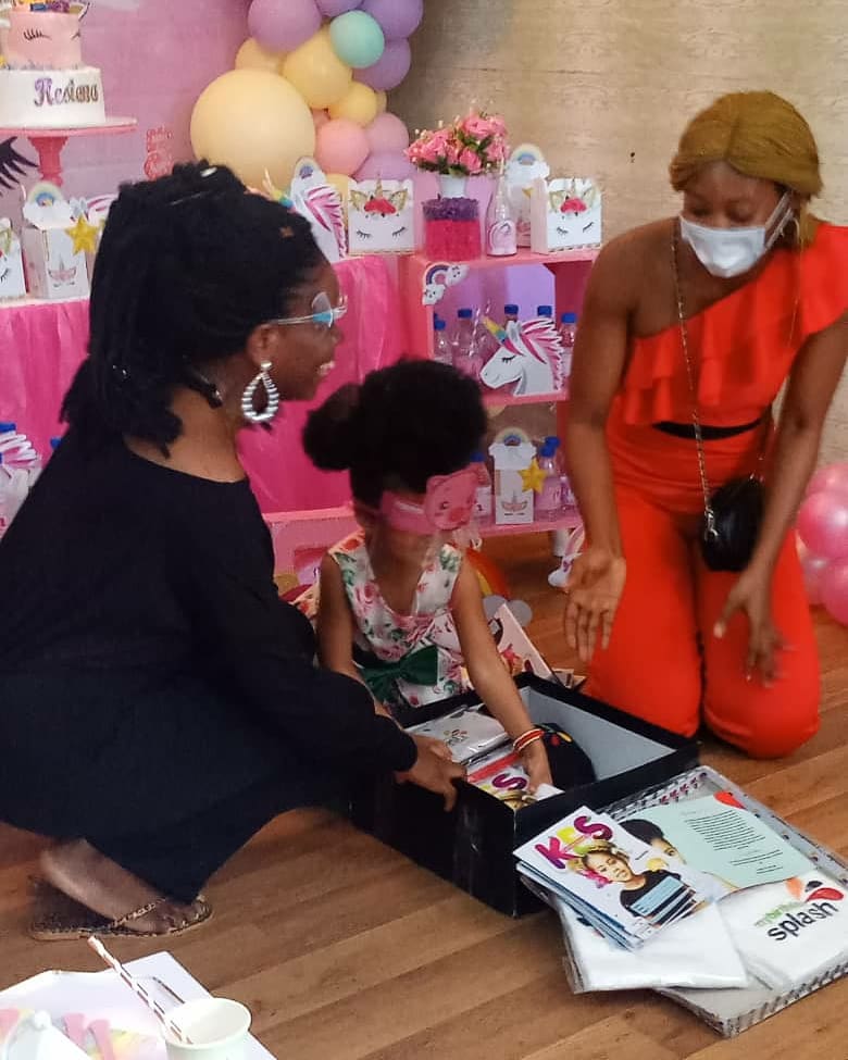 KidMonth's tweet photo. Kidmonth came through for KES ( Nollywood actress Ufuoma baby girl), 5th birthday with branded birthday note books and other amazing gifts 🥰🥰
.
.
.
.
You want branded gifts for your child's birthday?
We are just a DM away.
Send us a message on WhatsApp @09028862628.
#kidmonth https://t.co/K3kekjJNBw