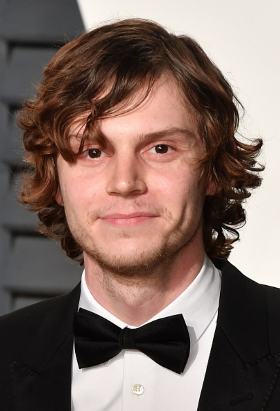 UrFavGay_'s tweet photo. Evan Peters is gay https://t.co/y19Hxw9gEA