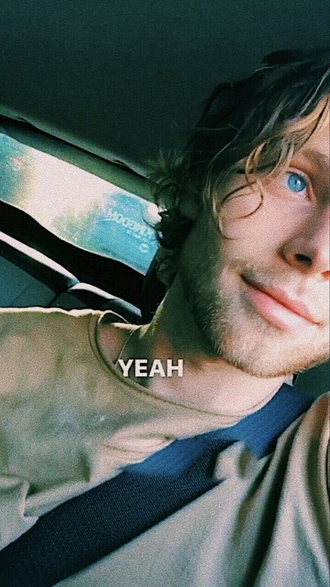 Proof that Luke Hemmings is an angel, a thread (No one needs proof but I'm gonna make this anyways)