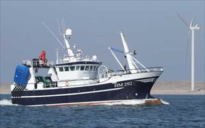 NewlynFishing's tweet photo. Making yet another Welcome contribution to #NewlynMkt Auction is our Irish friend #SternTrawler ‘Unity’ with 250box #WesternApproachs Mix #QualityPrime for ThursAm #Auction ...#Kilkeel #SupportUKfishermen #EatMoreFish.   #FreshCornish https://t.co/Blr44VxvAp