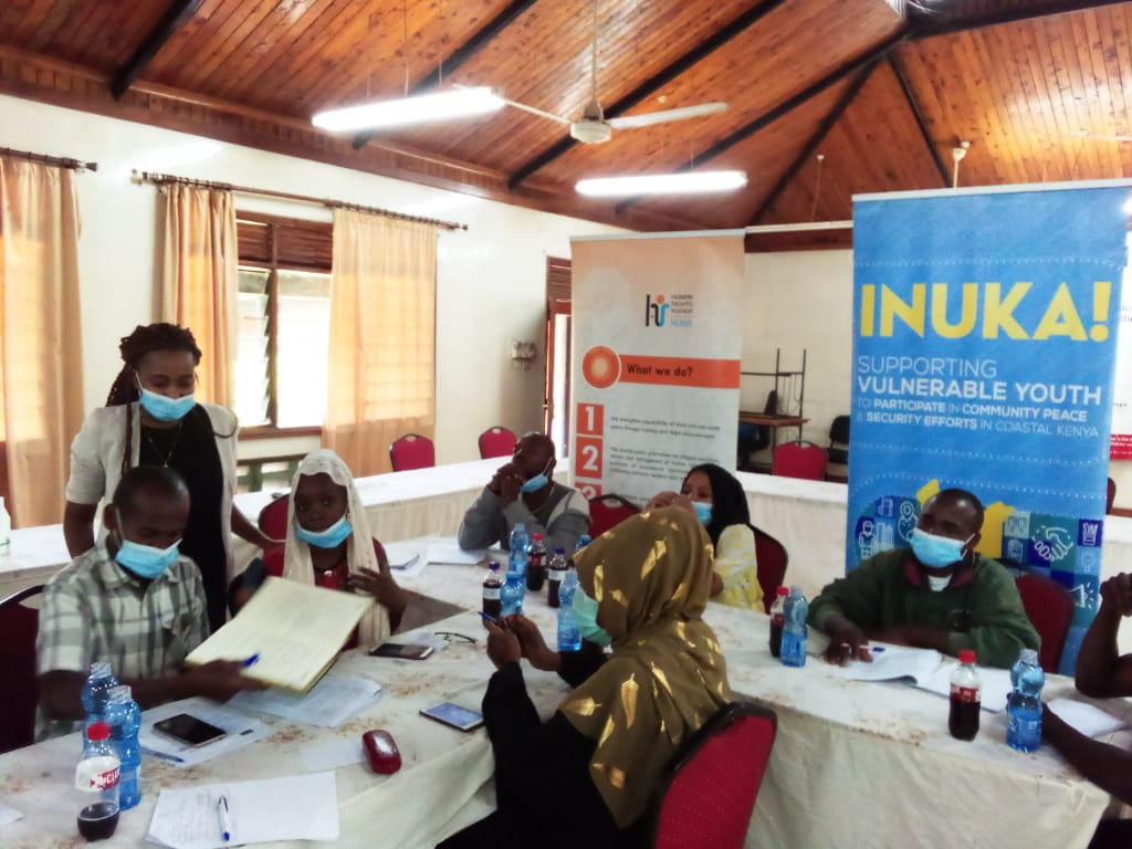 AgnesMwambila's tweet photo. A7. This is a picture of youth from Kwale county,Kenya deliberating over contextualizing the UNSCR 2250 and developing a policy that will allow them claim seats in local peace and security structures
#Inuka #TwitterChat https://t.co/uwTQjMRTYR