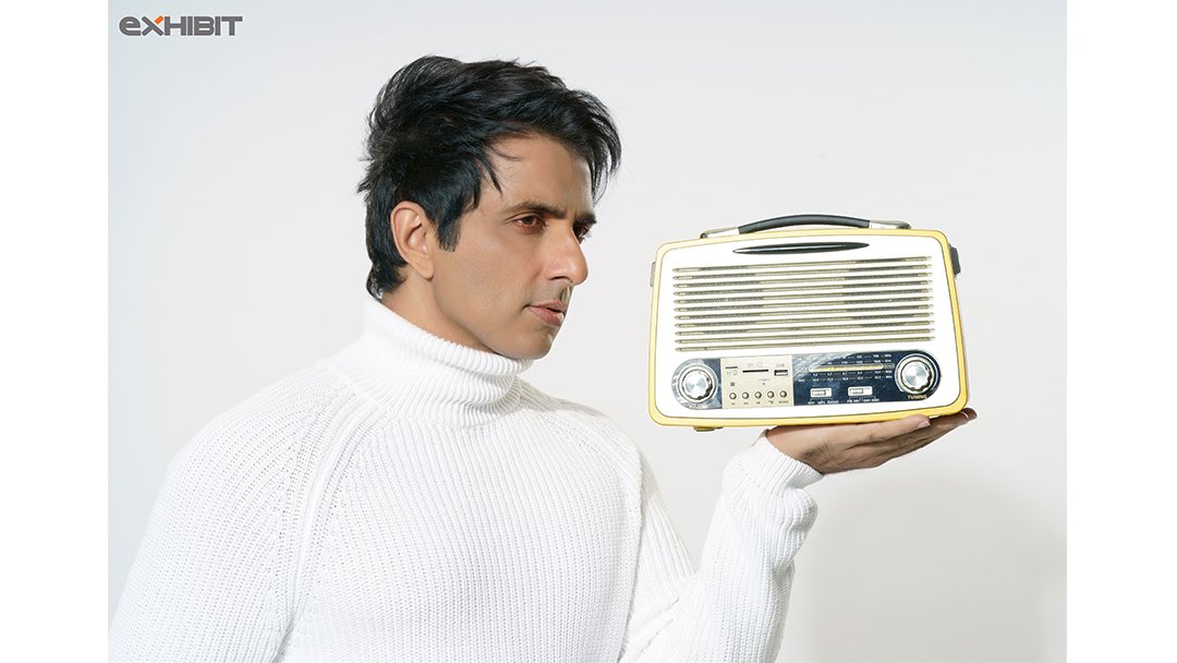 SonuSood's tweet photo. 💛 https://t.co/mTas4BiGAD