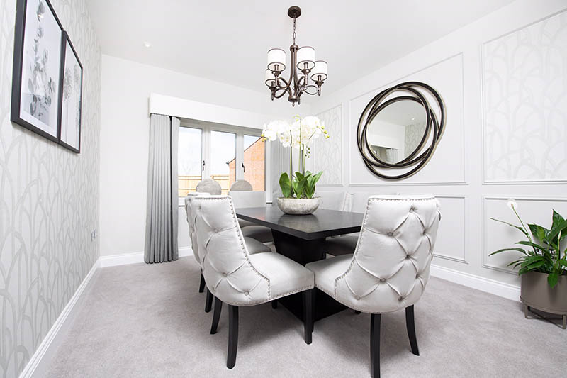 What_House's tweet photo. #ShowHomes  ⭐ WhatHouse? takes a tour of the ‘Cotheridge’ show house at Hayfield Green in #StantonHarcourt, Oxfordshire: https://t.co/QaliFS0MlJ

@HayfieldHomes #Oxfordshire #Property #Bungalow #NewHomes https://t.co/UHrIvR4cHQ