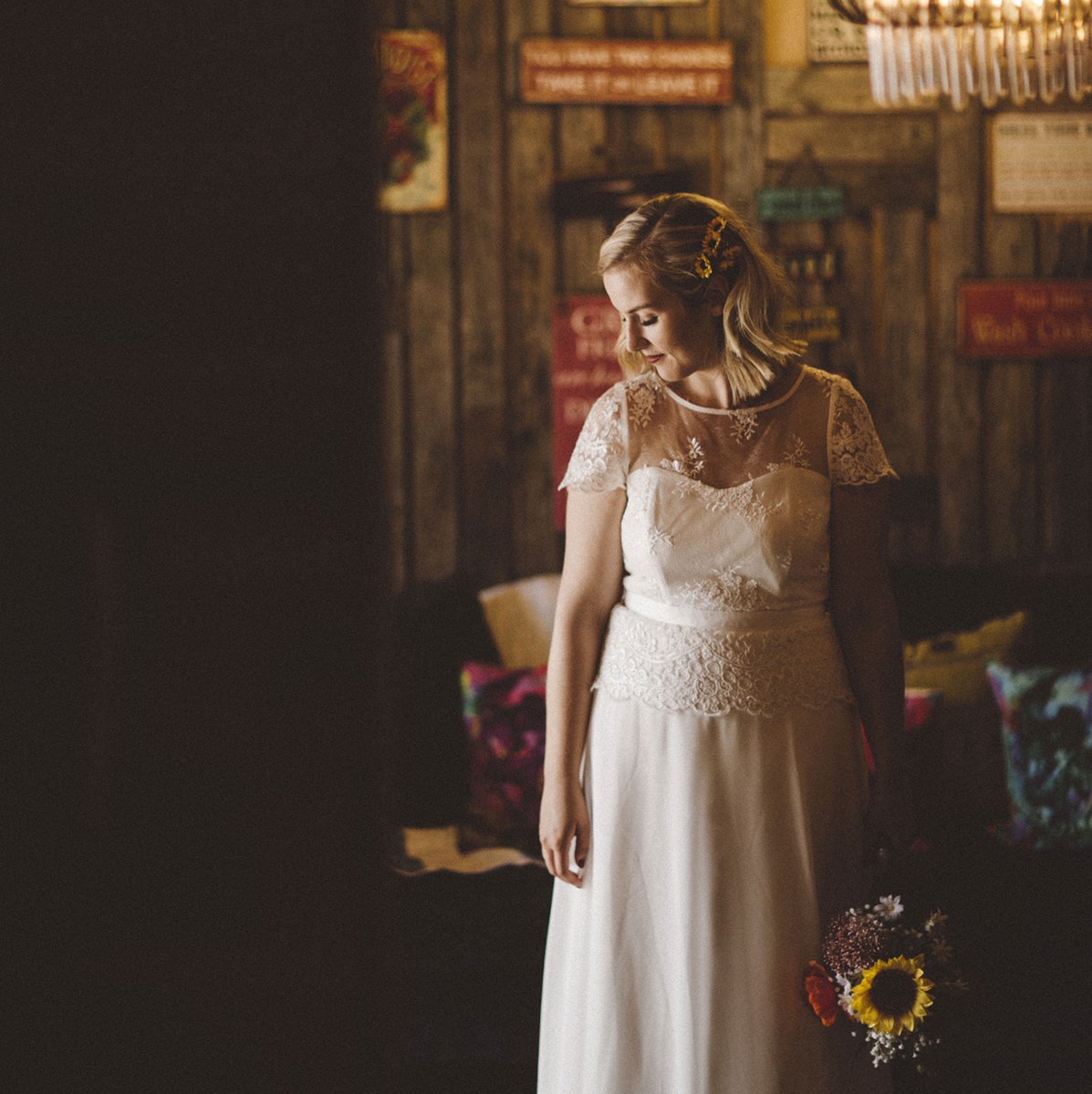 { Y O U R . D A Y }

OK so the pandemic has taken many choices away, but have you considered the 'marry now, party later' option? A smaller 'do', can be magical! For Em &amp; Liam, it was just the two of them!

eeek.co.uk/wedding/em-lia…

<a href="/lowerbarns/">lowerbarns</a> <a href="/BenSelway1/">Ben Selway Photo</a> #wednesdaywisdom