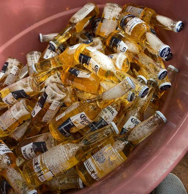 Awelani85205961's tweet photo. I am selling this dish with affordable price , come inbox for more information #AlcoholBan https://t.co/Jf8k26J407