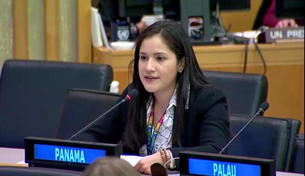 panamaonuny's tweet photo. 📌Hoy celebramos el compromiso de la juventud con la agenda global y su participación en el debate sobre clima, equidad de género, desarrollo, derechos humanos y +. En este 
#DiaInternacionalDeLaJuventud reconocemos a los jóvenes de 🇵🇦 ante la MPP NY #NacionesUnidas 
#Empowerment https://t.co/gsvmsozGtQ