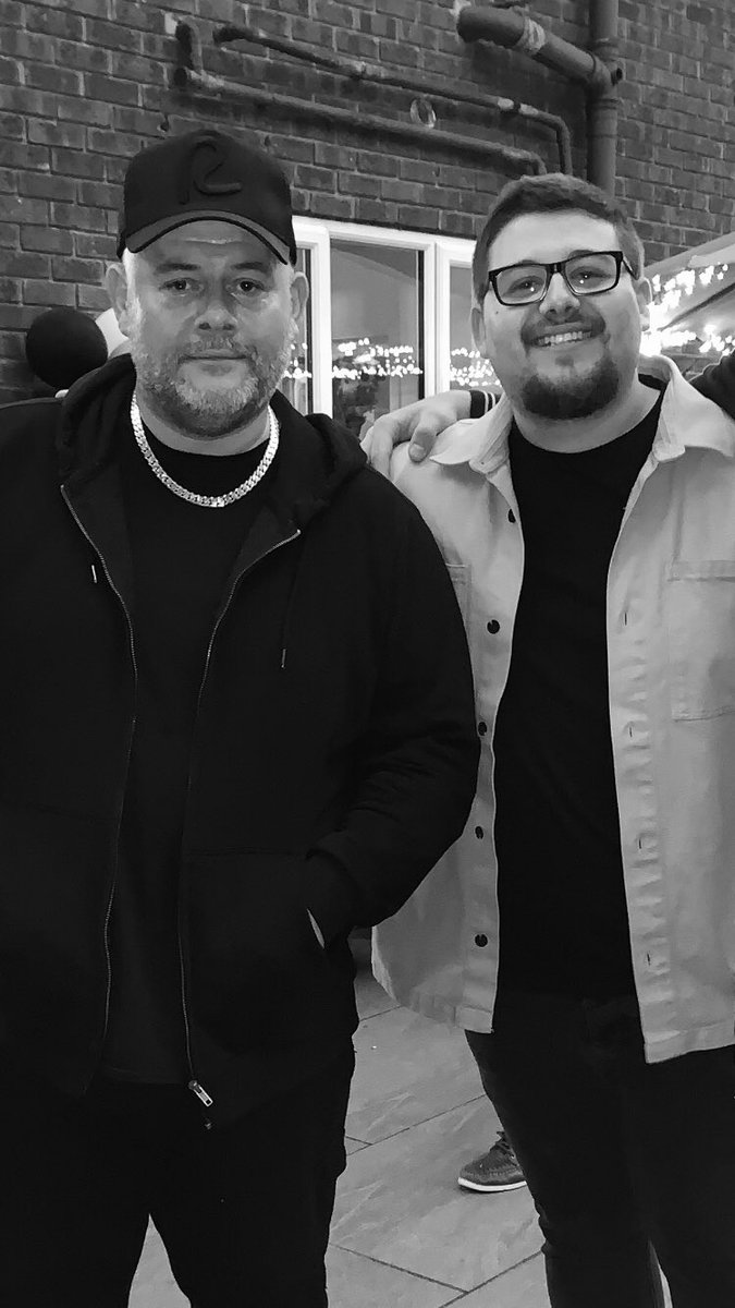 CheChesterman's tweet photo. God bless you pops. May you rest in peace my main man. My heart will never mend ❤️ @chechestermansr https://t.co/VoVLSdCBKS