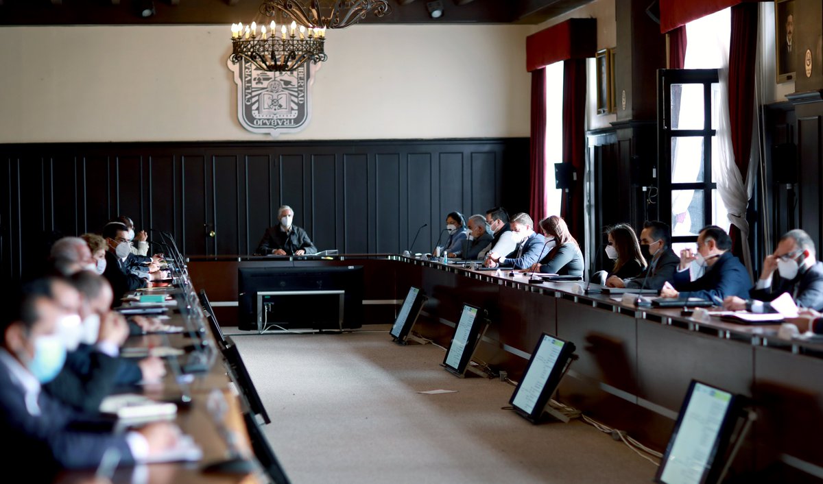 Alfredo Del Mazo tweet media