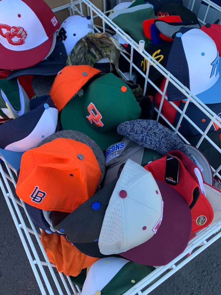 TrophyHouseTGG's tweet photo. Shop our summer clearance sidewalk sale. 
🏀🏈🏅🧢🎒
Going on now! Get up to 75% off. Plus we are your local resource for custom school masks and gaiters. Stop in our showroom today! https://t.co/uwm5kb6ykv