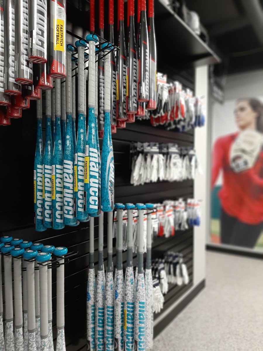 Clubhouse_atx's tweet photo. Where are all my softball ladies at? Come by and check out your future gear.
#maruccisoftball #maruccisports #marucciatx #echo #softball https://t.co/P49XUDOGvd