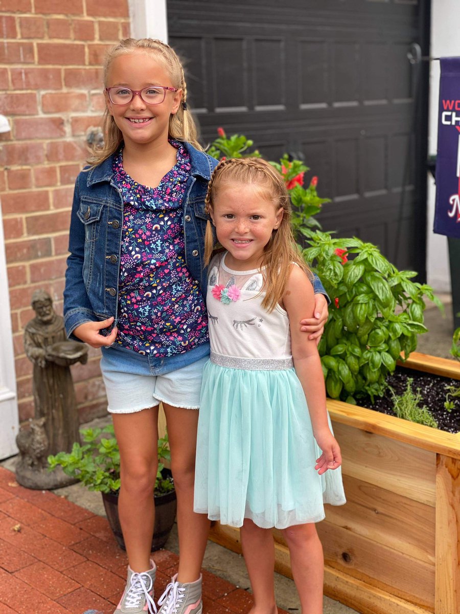 brian_cash124's tweet photo. Happy First Day to these lovely ladies❤️❤️. And so it begins!!! Mrs. Schreiner and Mrs. Cecil are lucky to have you in their classrooms. Good luck this year! @WestMadison7 #virtuallearning #washingtondccampus #cashgirls #firstdayofschool https://t.co/TlcUbthds1