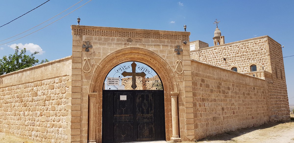 A church in the village of Enhil.