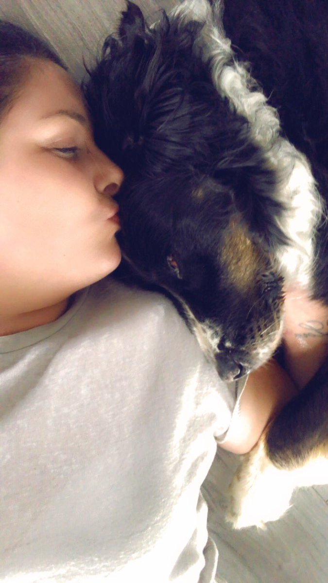 Amy Connell tweet media