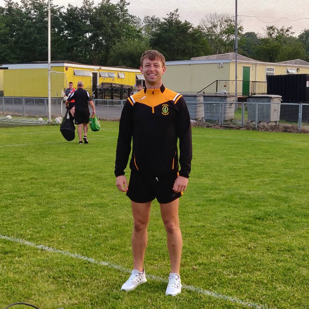 It's that time of year again, ag caint go luath.... 

Bi slán agus Gaelach!.. 💛🖤💛🖤